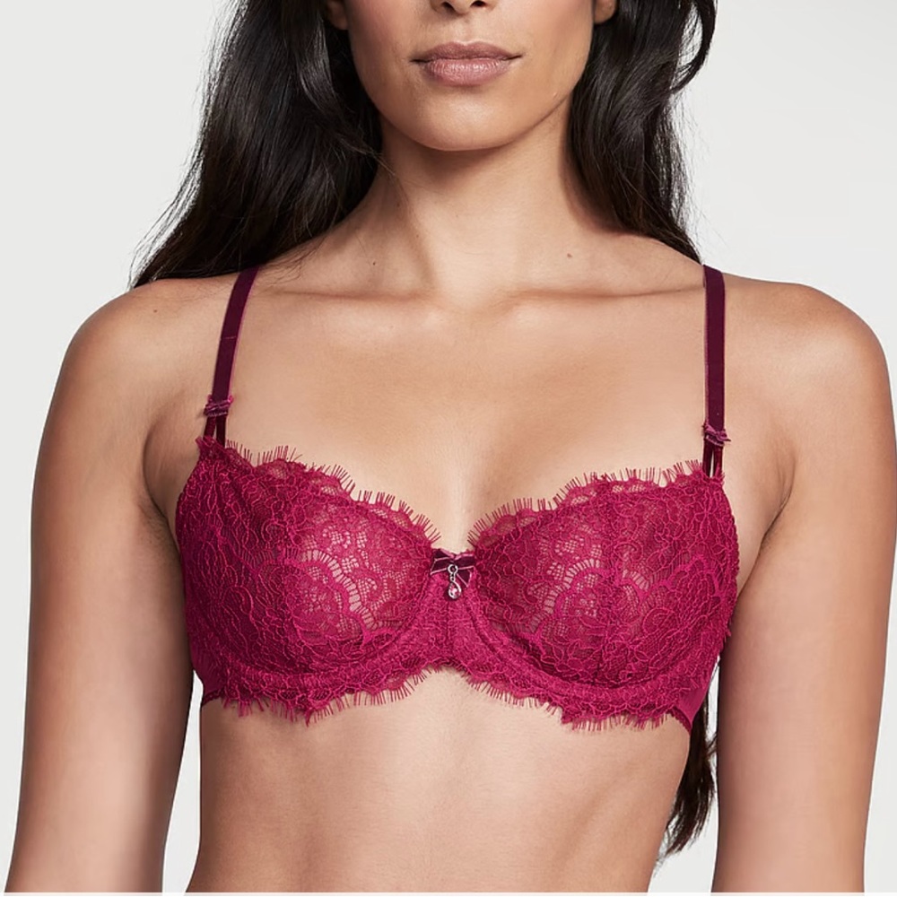 Wicked unlined push up without padding by Victoria’s Secret red lacy velvet